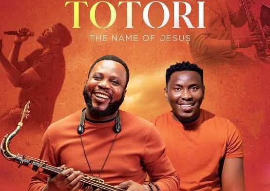 [VIDEO] Totori (The Name of Jesus) by Mike Aremu ft. Victor Thompson